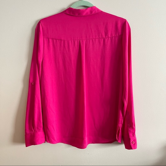 Dana Buchman Pink Crepe Roll Tab Blouse Top Size Medium - Picture 5 of 7